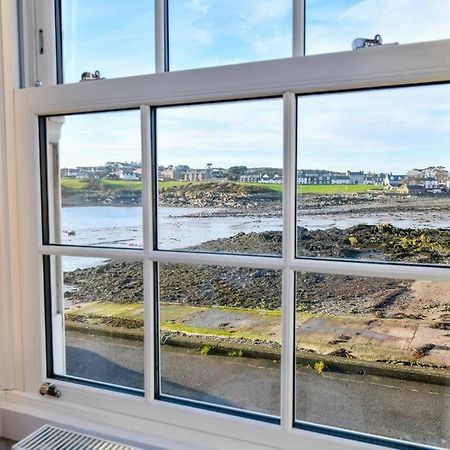 3 Bedroom Townhouse Right On The Harbour Isle of Whithorn Exterior foto